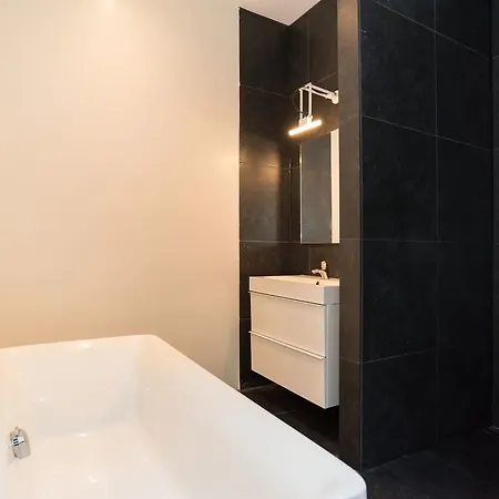 Bed & Breakfast White 3*